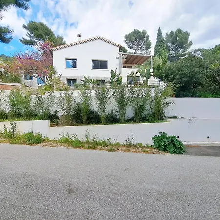 Le Paradis Perche Calme Absolu, Panorama Et Jardin Apartmán Carqueiranne
